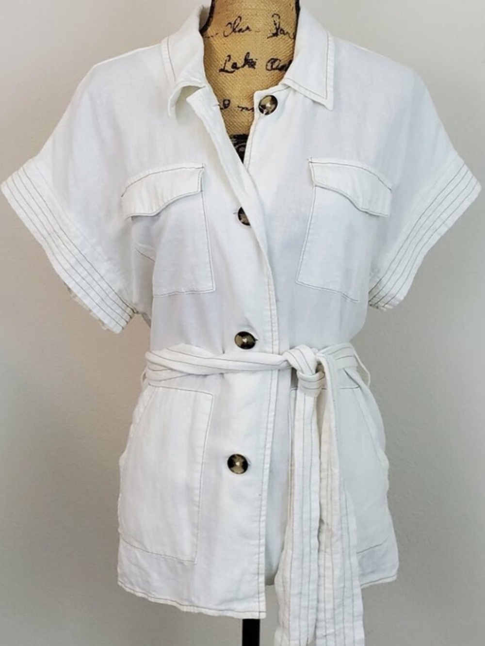 Marc New York White Button-Front Belted Utility Blouse